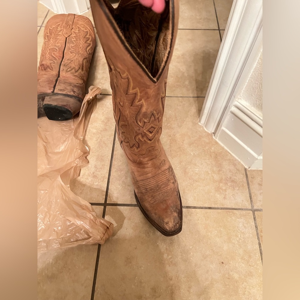 Old West cowgirl leather boots